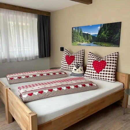 Lodge-b Weissenbach am Lech