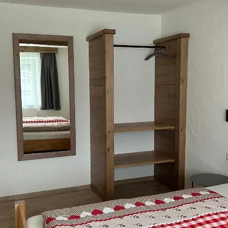 Apartment Lodge-b Weissenbach am Lech