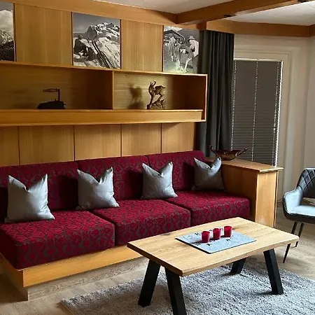 Lodge-b Apartment