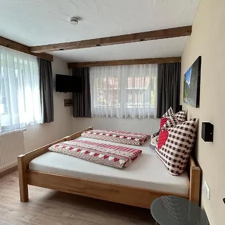 Lodge-b Apartment *