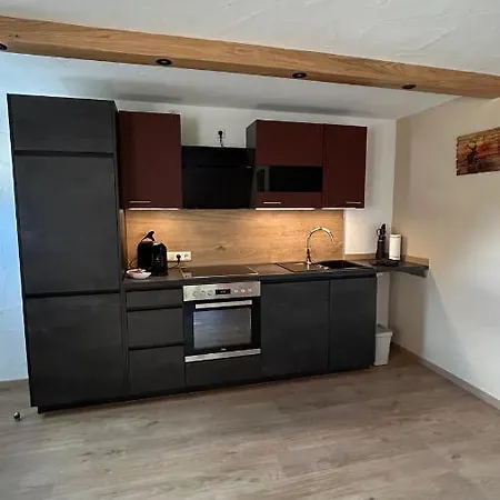Lodge-b Apartment