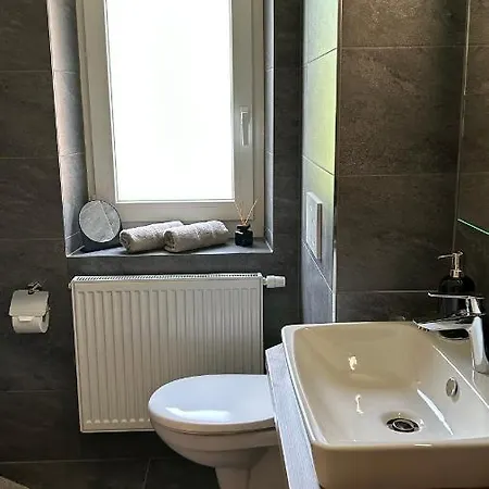 Lodge-b Apartment