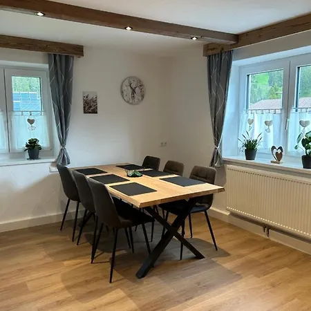 Apartment Lodge-b Weissenbach am Lech