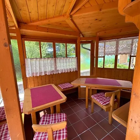 Lodge-b Apartment