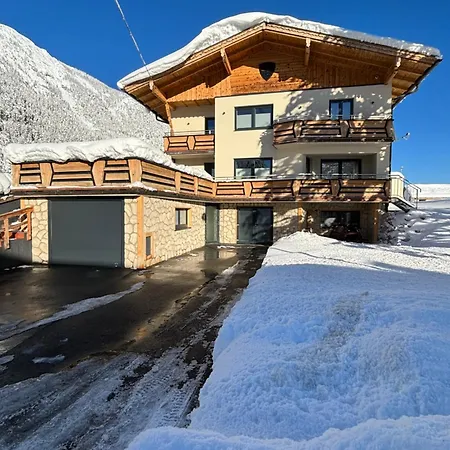 Lodge-b Weissenbach am Lech