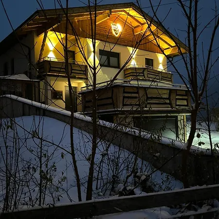 Lodge-b