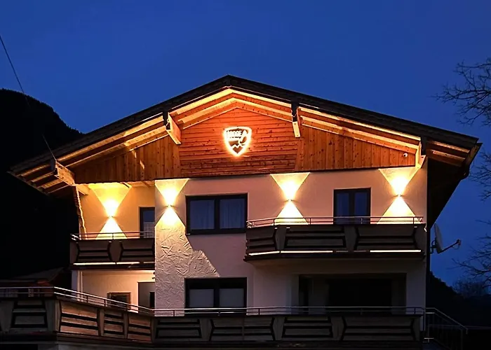 Lodge-b * Weissenbach am Lech