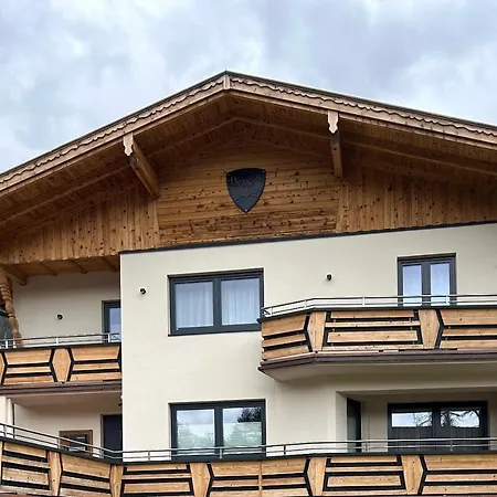 Lodge-b * Weißenbach am Lech