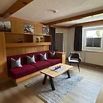 דירה Lodge-b