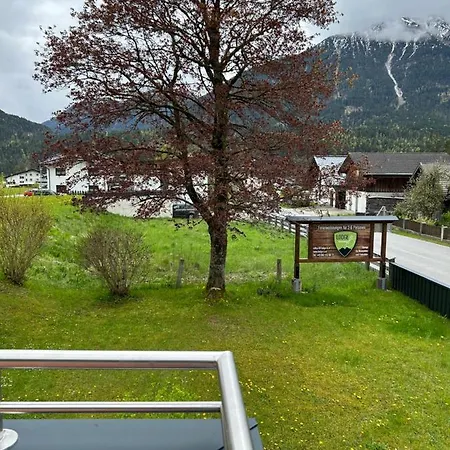 Lodge-b Weissenbach am Lech