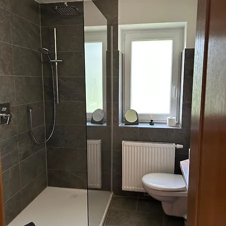 Lodge-b